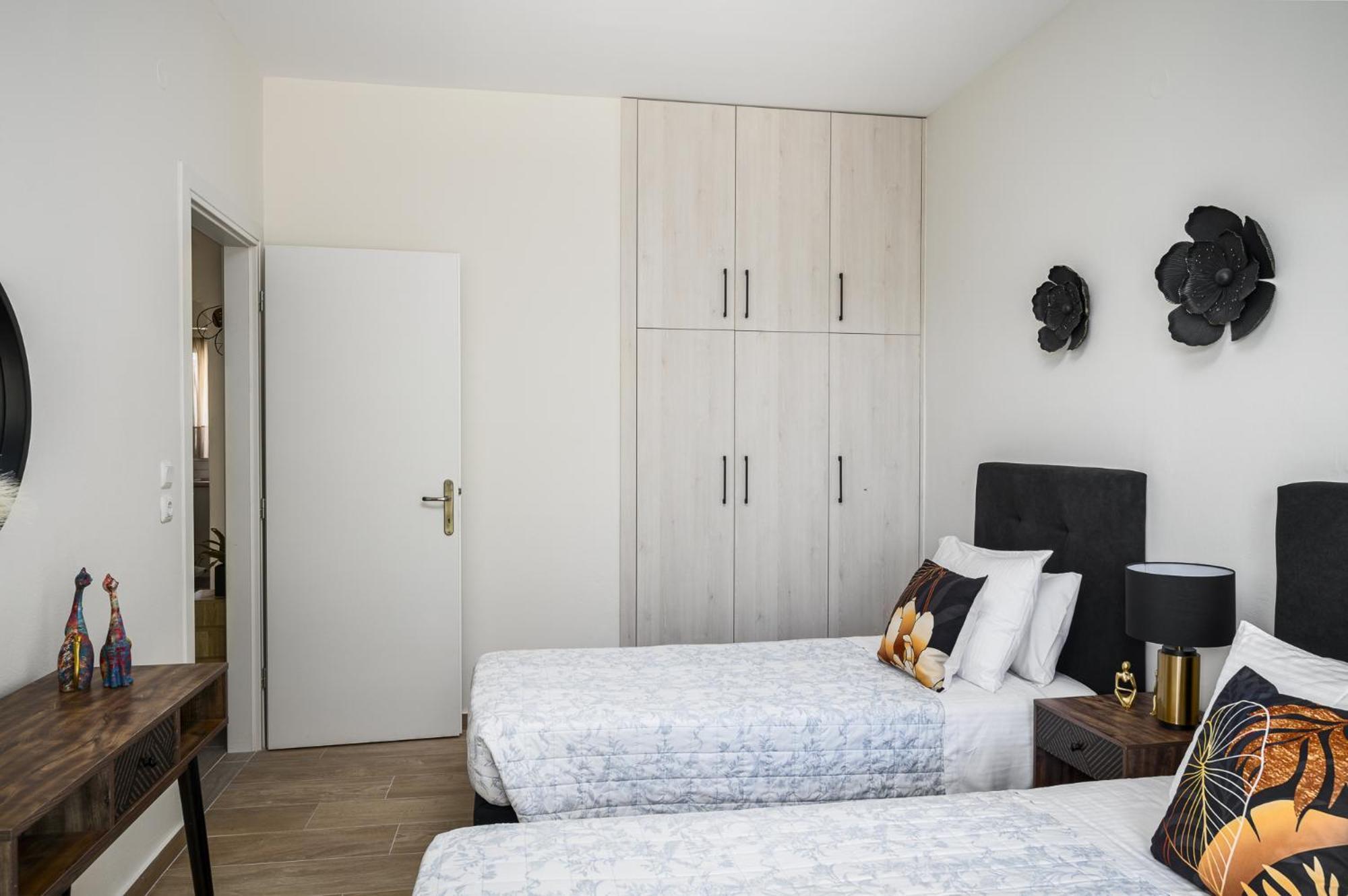 Ipsos Pool Apartments, Elena & Maria By Konnect ภายนอก รูปภาพ